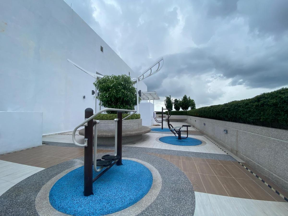 Jsadli Suite Troika Residence كوتا بْهارو المظهر الخارجي الصورة